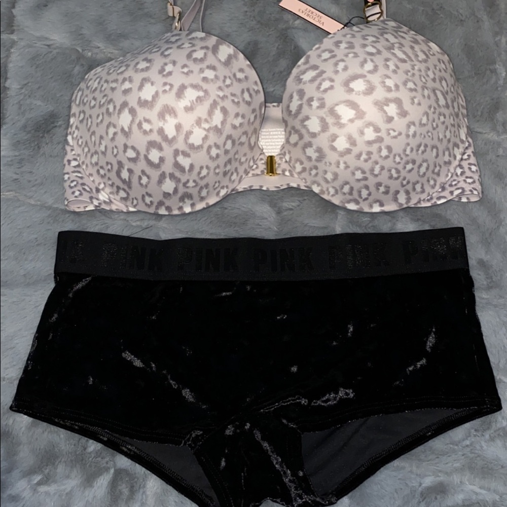 Victoria’s Secret bra